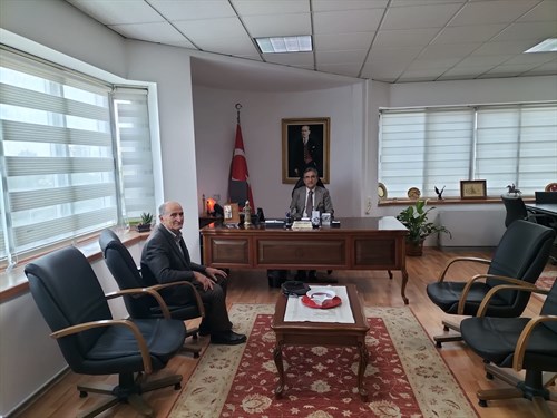 Çalkara Mahallesi Muhtarı Sayın Mehmet Öner, Kaymakamımız Sayın Sadettin Yücel'e Ziyarette Bulundu.